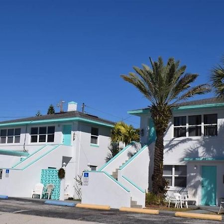 Private One-Bedroom 6 -Directly Across From Beach St. Pete Beach Exterior photo